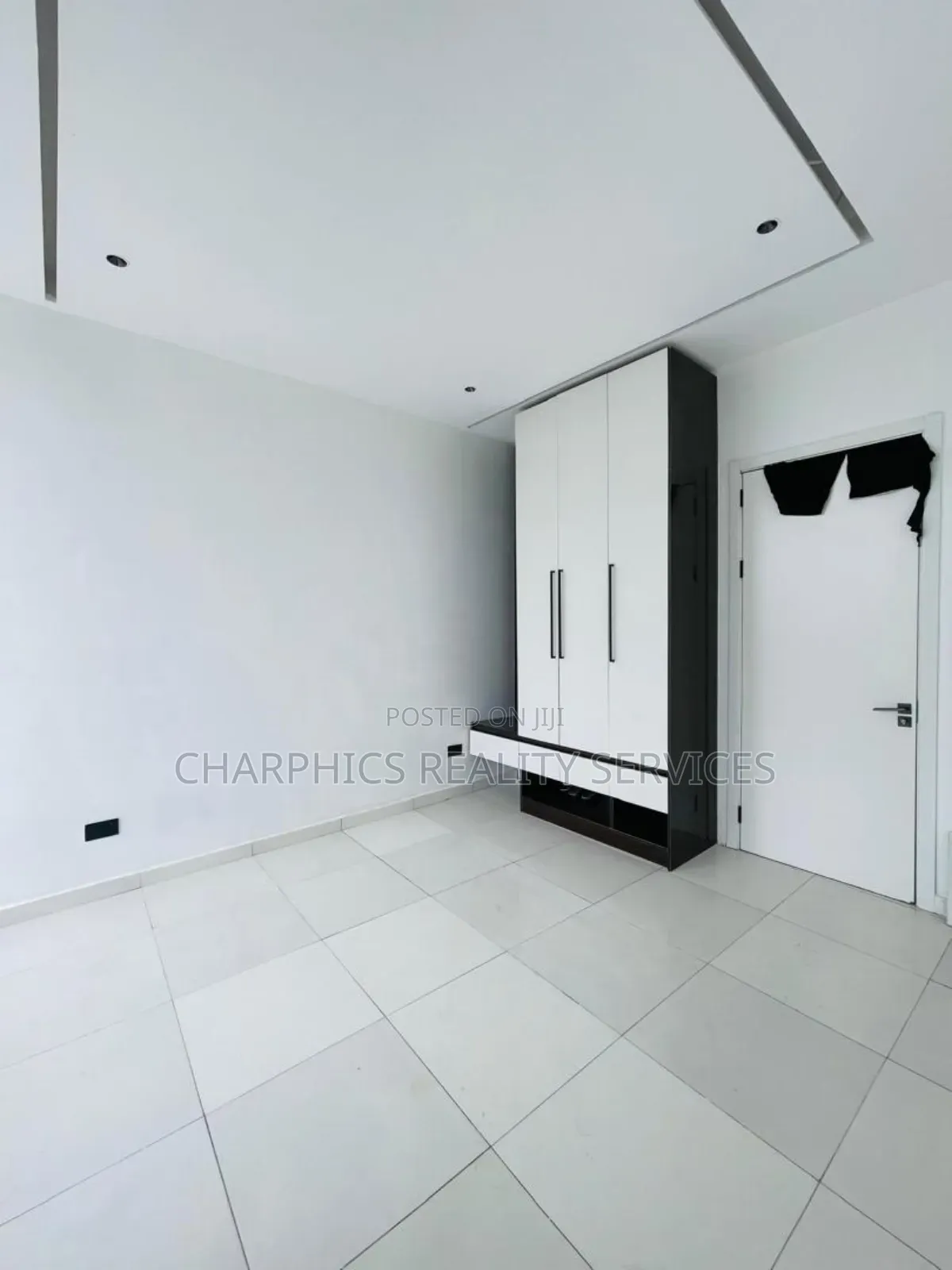 2bdrm Apartment in Victoria Island for sale