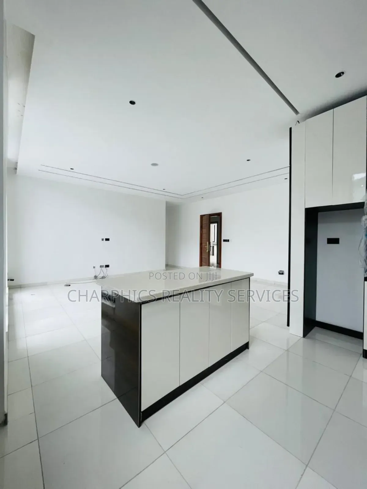 2bdrm Apartment in Victoria Island for sale