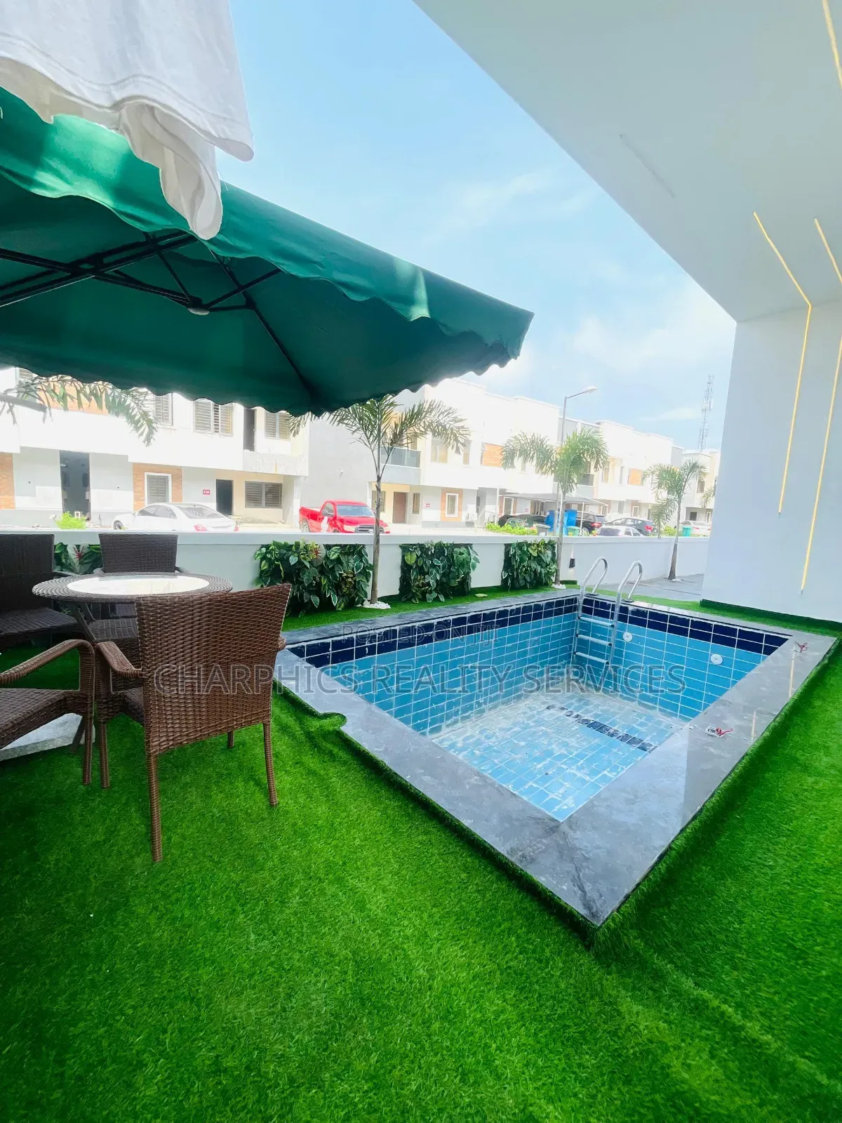 5bdrm Duplex in Lekki for sale