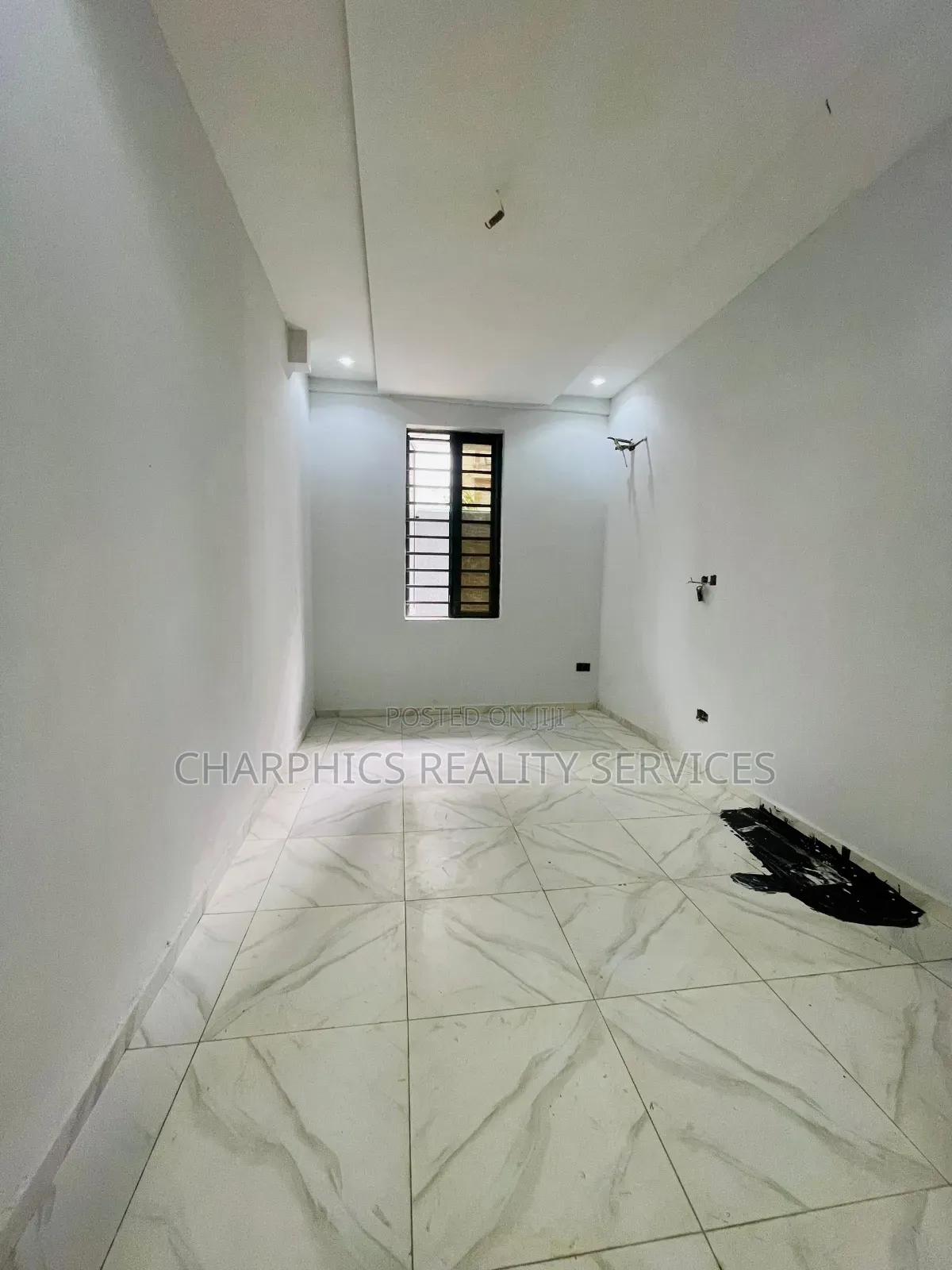2bdrm Apartment in Lekki for sale