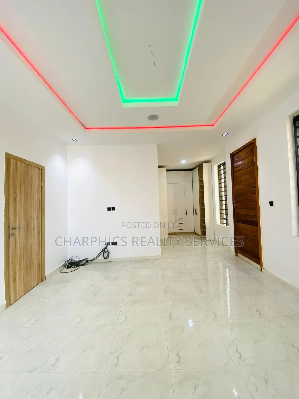4bdrm Duplex in Lekki Phase 2 for sale