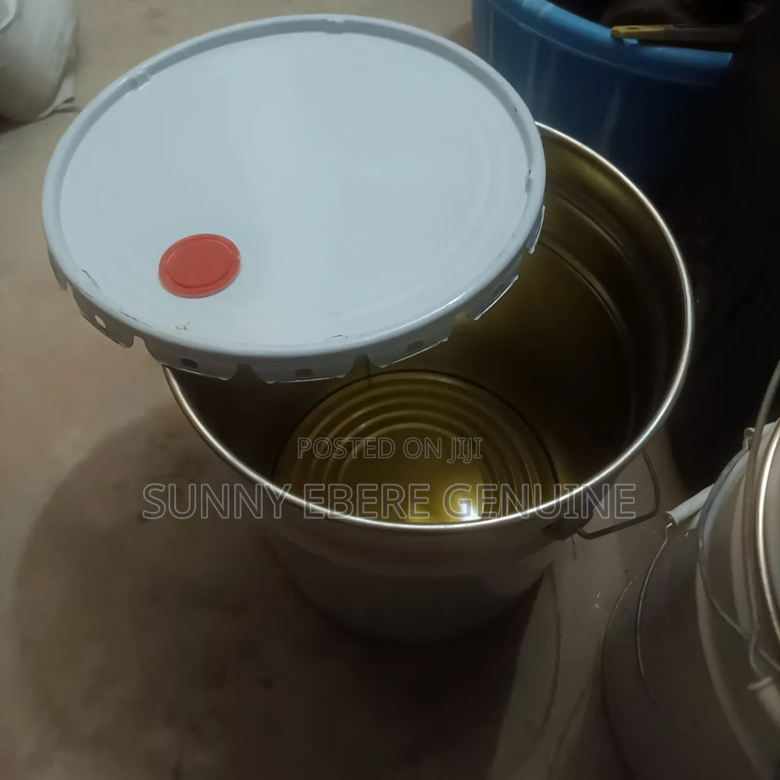Iron Bucket Empty With Cover 20l