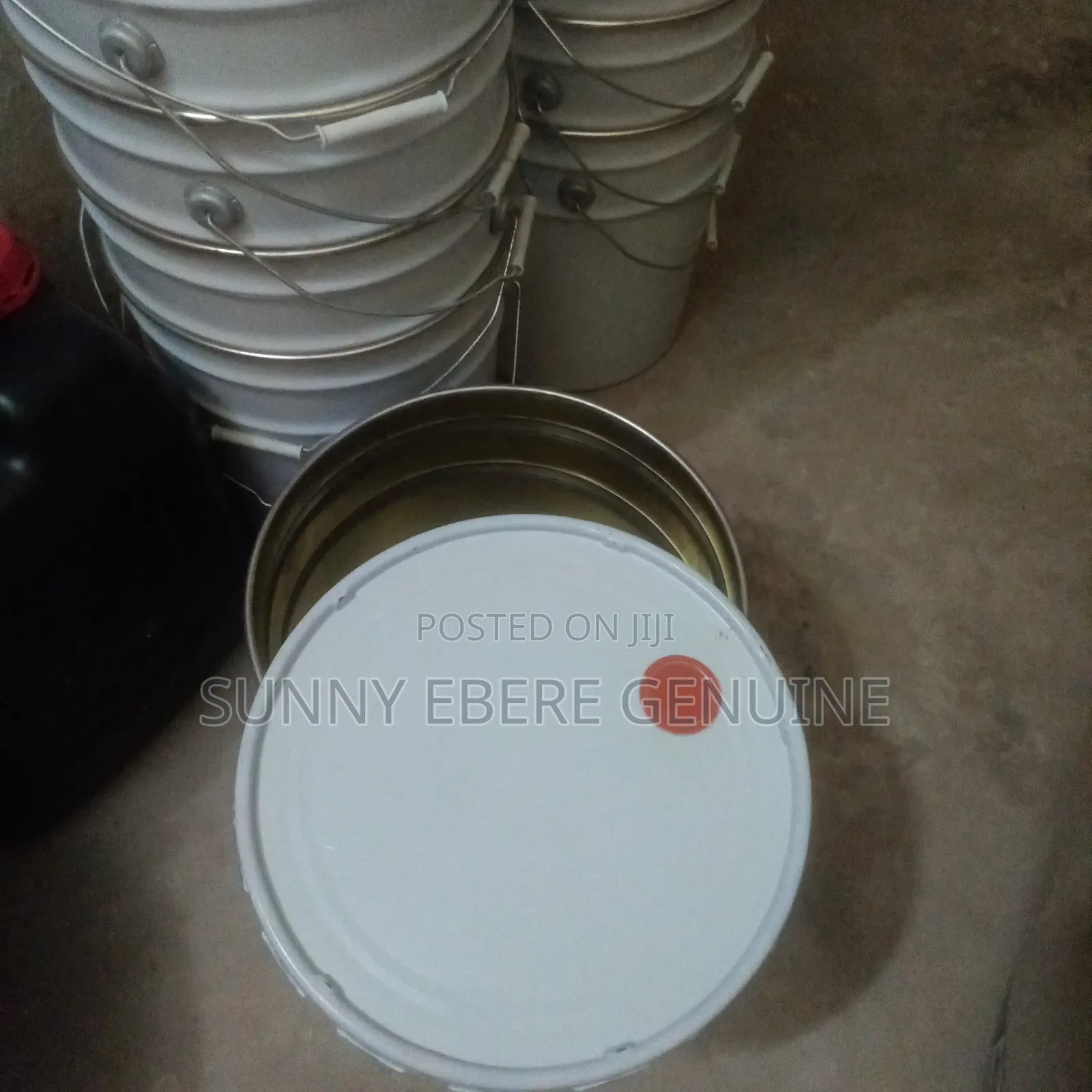 Iron Bucket Empty With Cover 20l