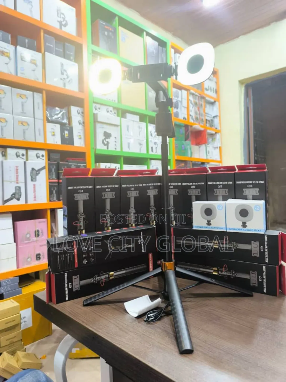 Q13 Phone Camera Tripod Stand Light Selfie Stick Ai Track
