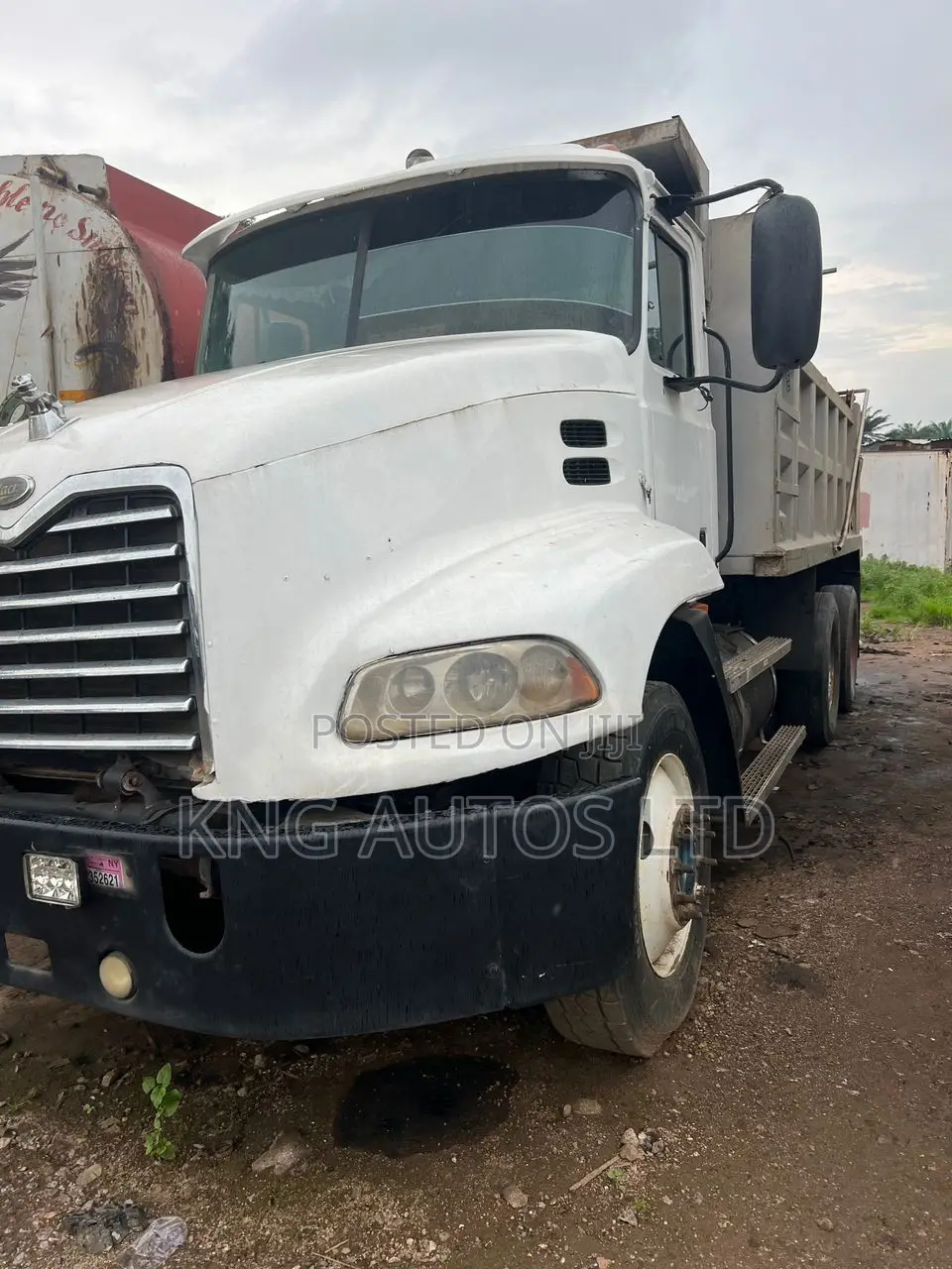 Mack Granite Truck