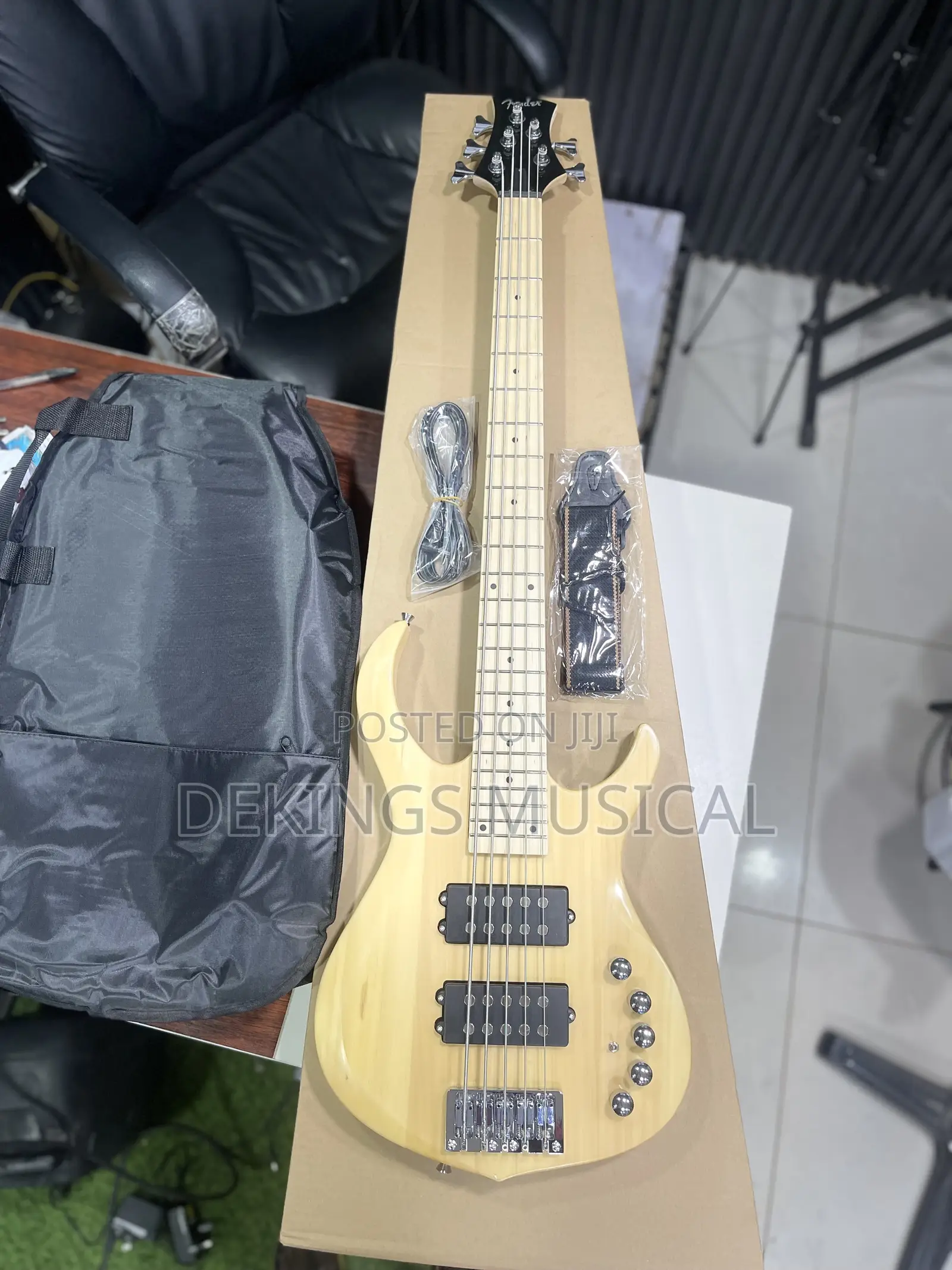 Fender Active Jazz Bass 5 Strings