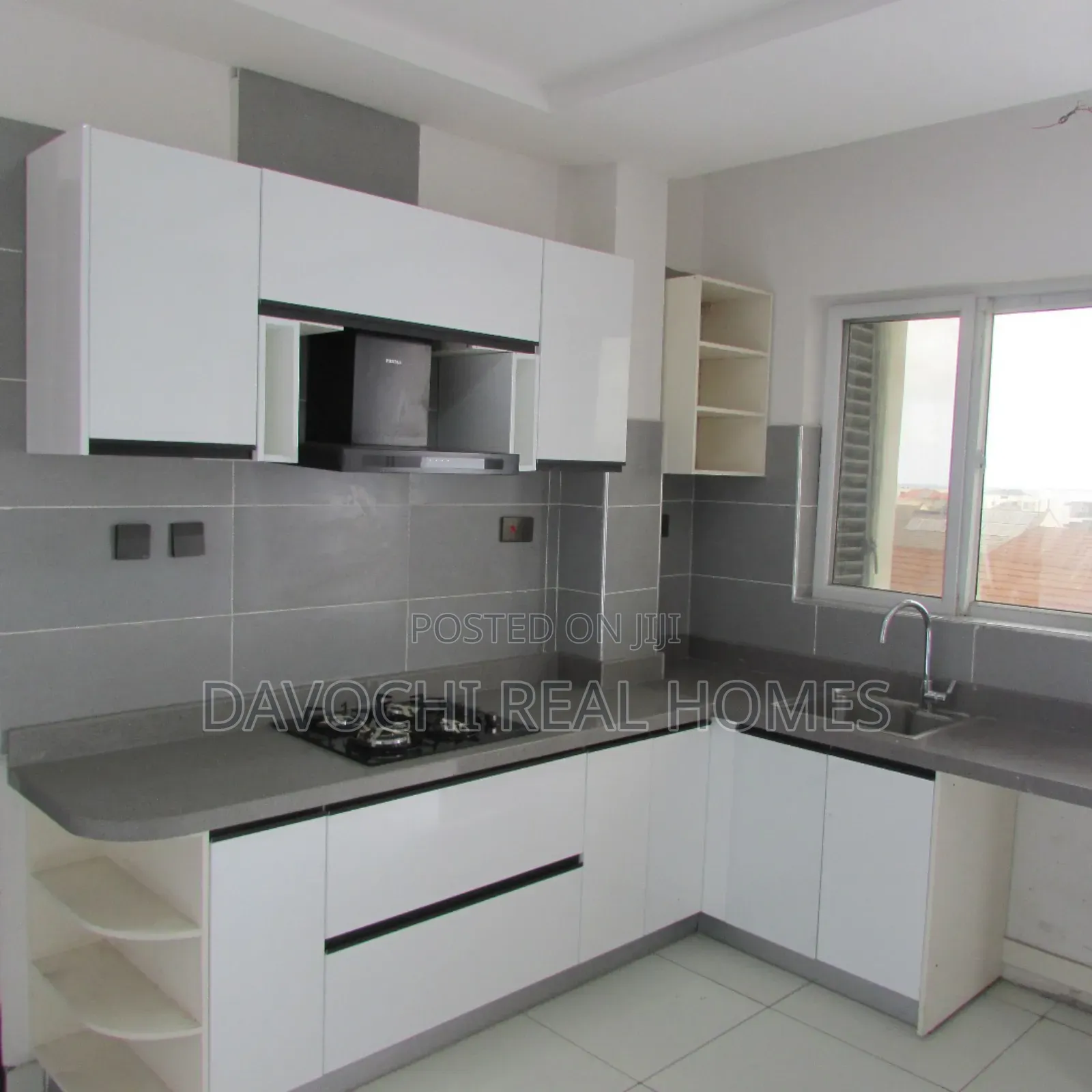 4bdrm Duplex in Ikota for rent
