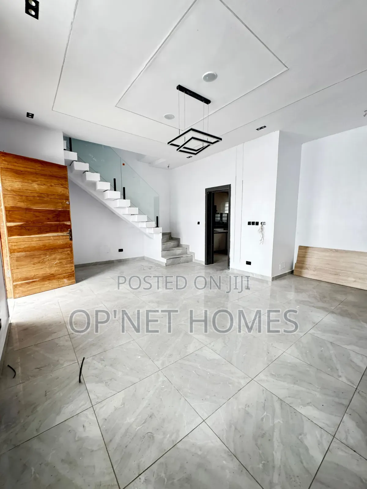Furnished 3bdrm Duplex in Lekki for sale