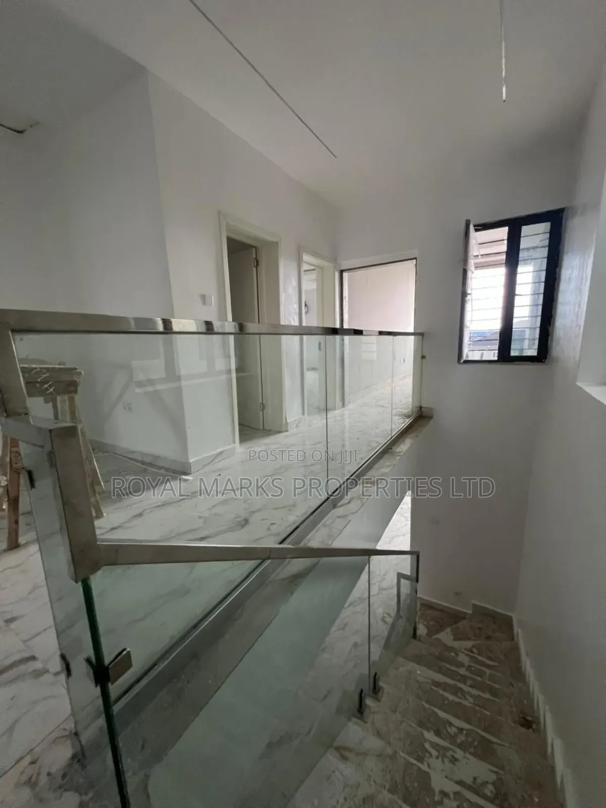 5bdrm Duplex in Kado for sale