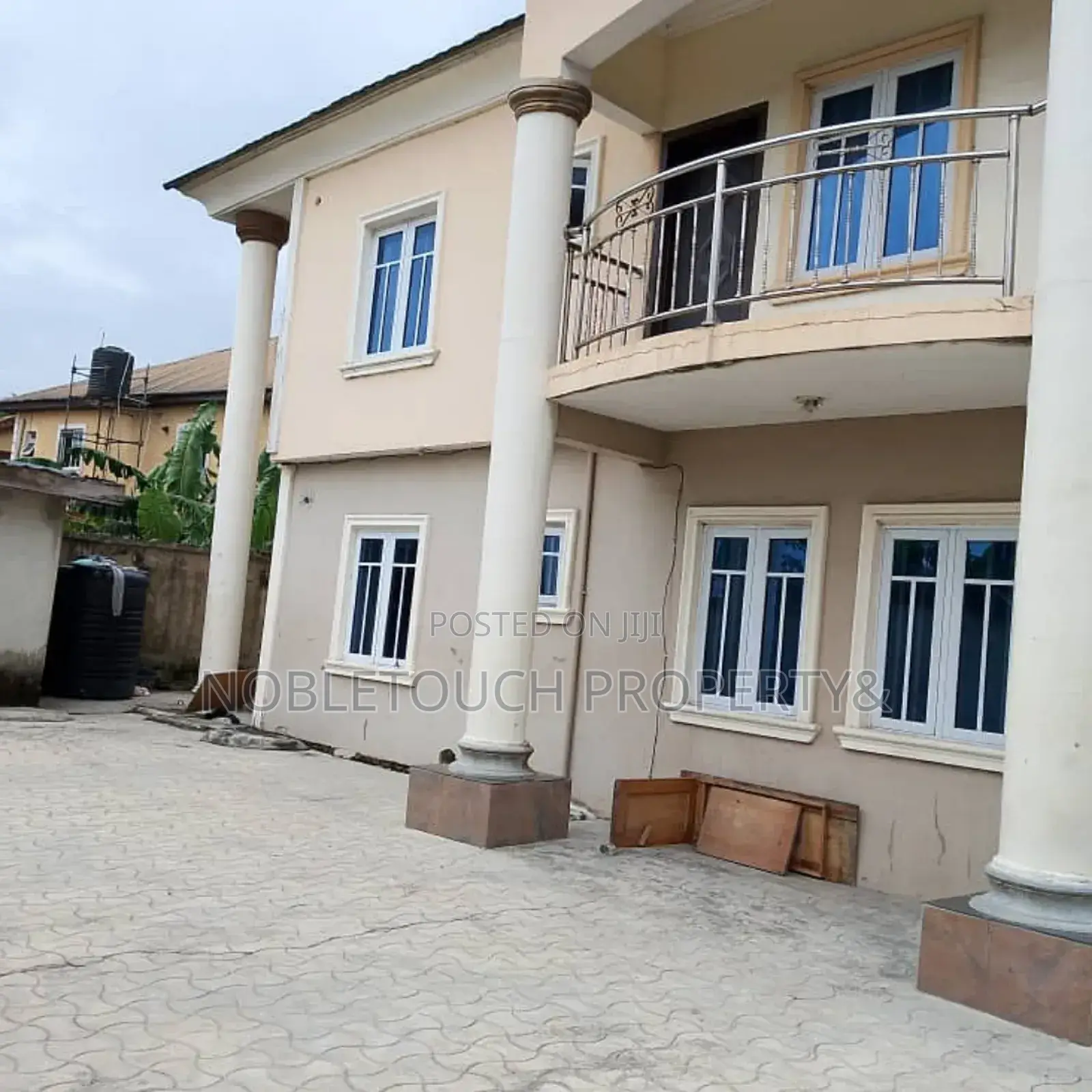 3bdrm Block of Flats in Awoyaya Ajah Lagos for sale