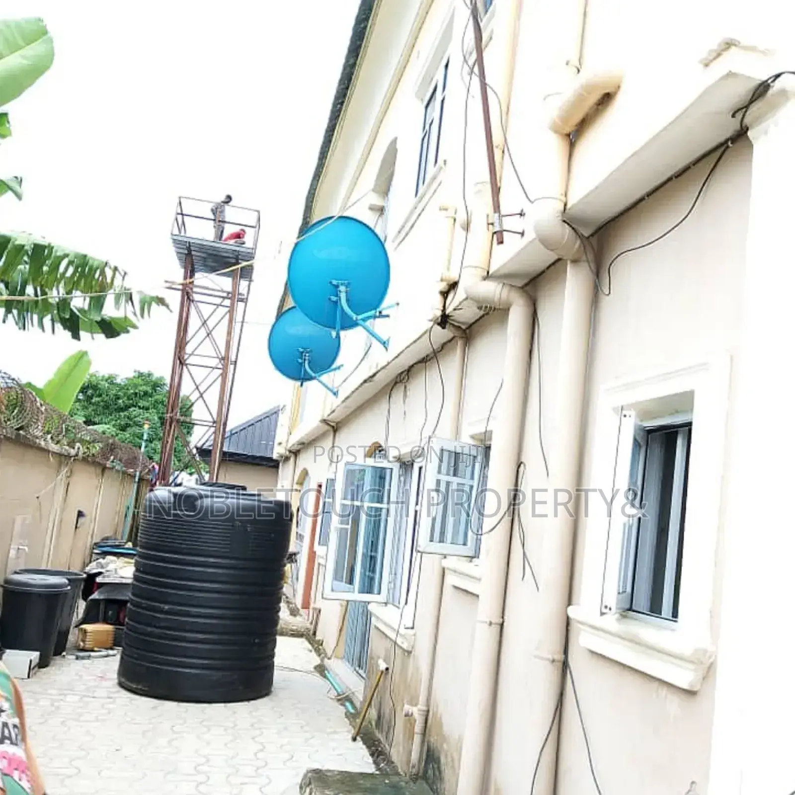 3bdrm Block of Flats in Awoyaya Ajah Lagos for sale