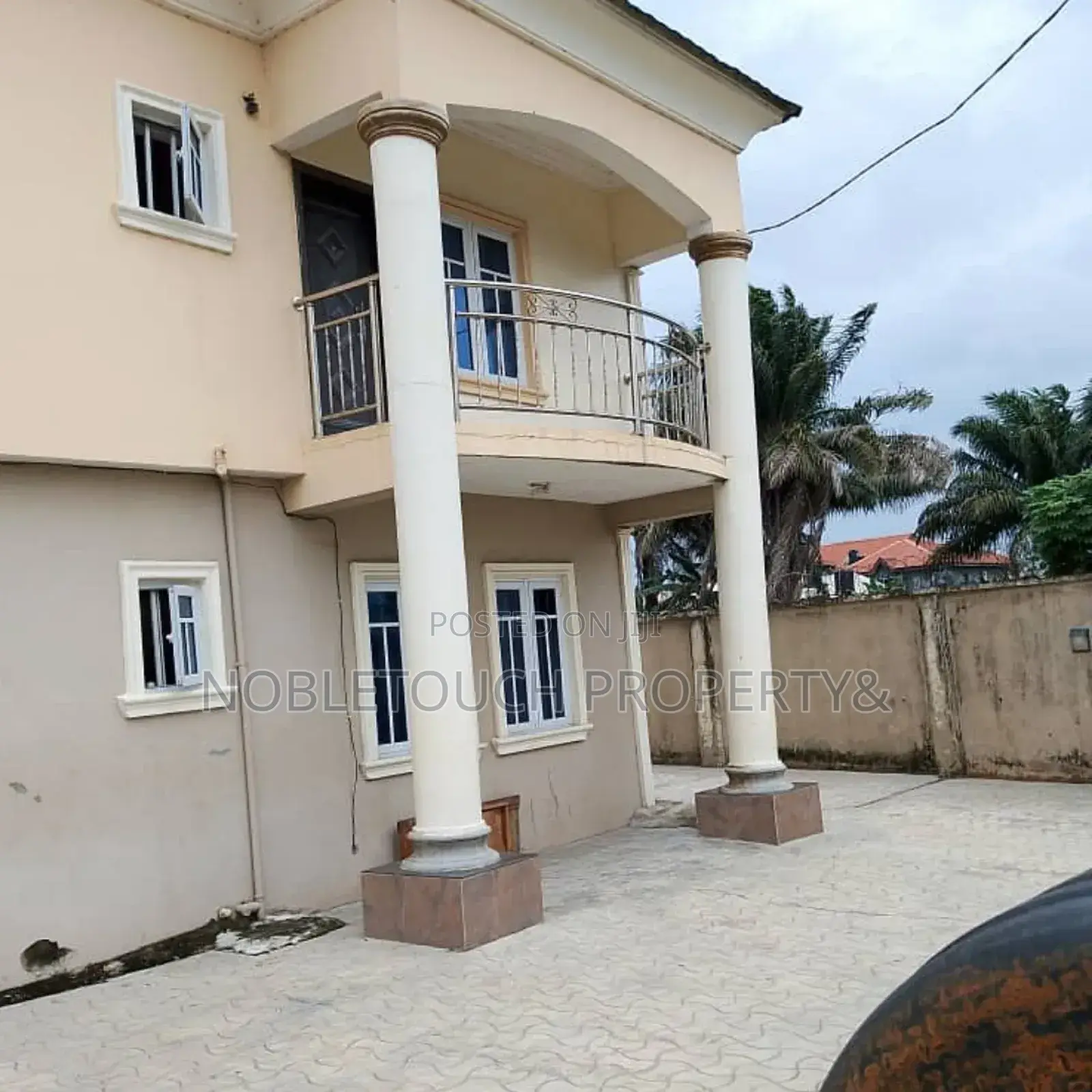 3bdrm Block of Flats in Awoyaya Ajah Lagos for sale
