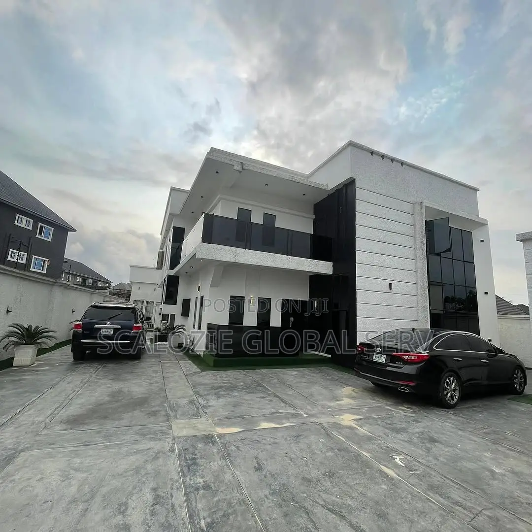 4bdrm Duplex in Radio Estate, Off, New Layout for sale