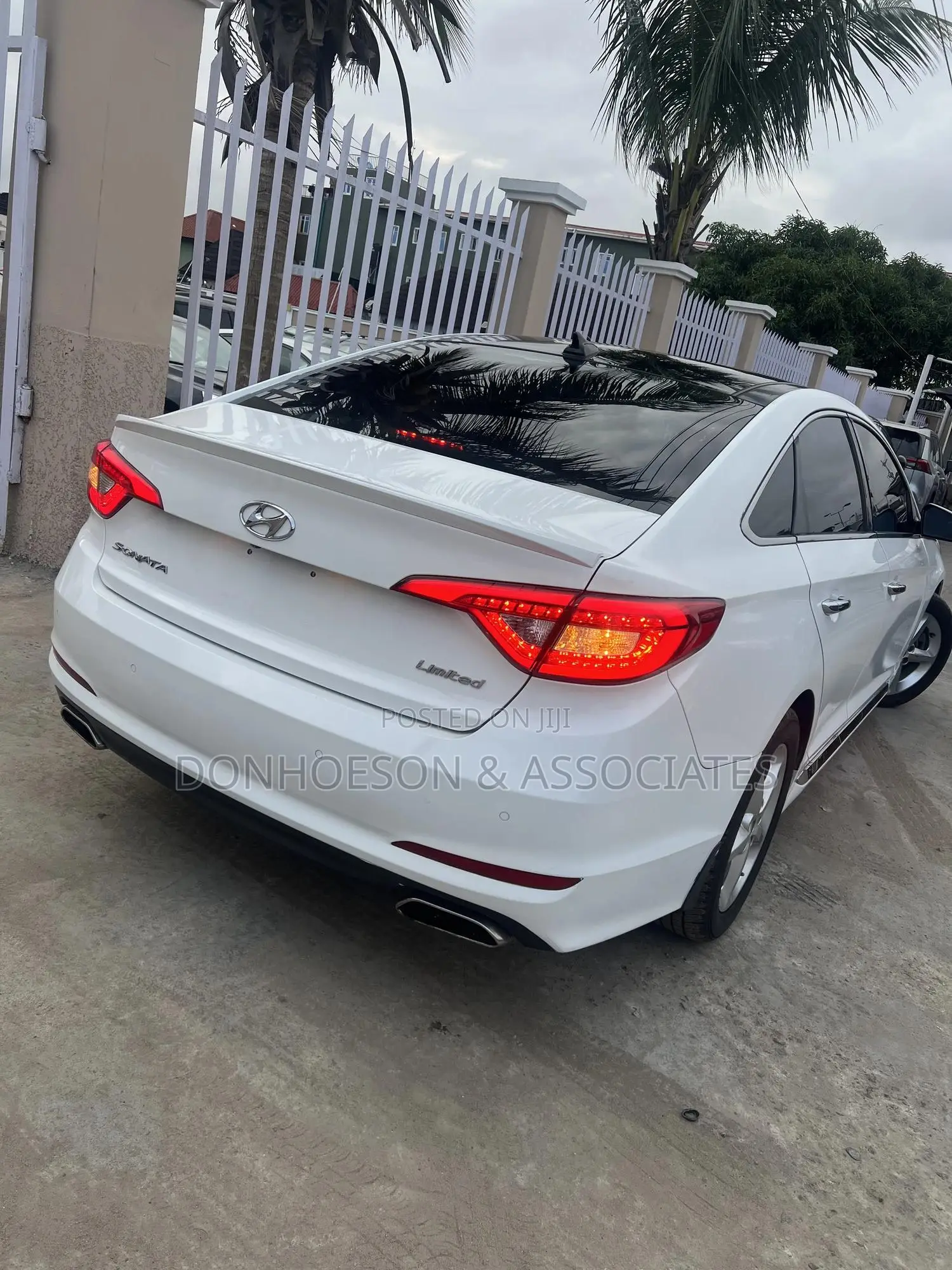 Hyundai Sonata Limited Sedan FWD (2.4L 4cyl 6A) 2016 White