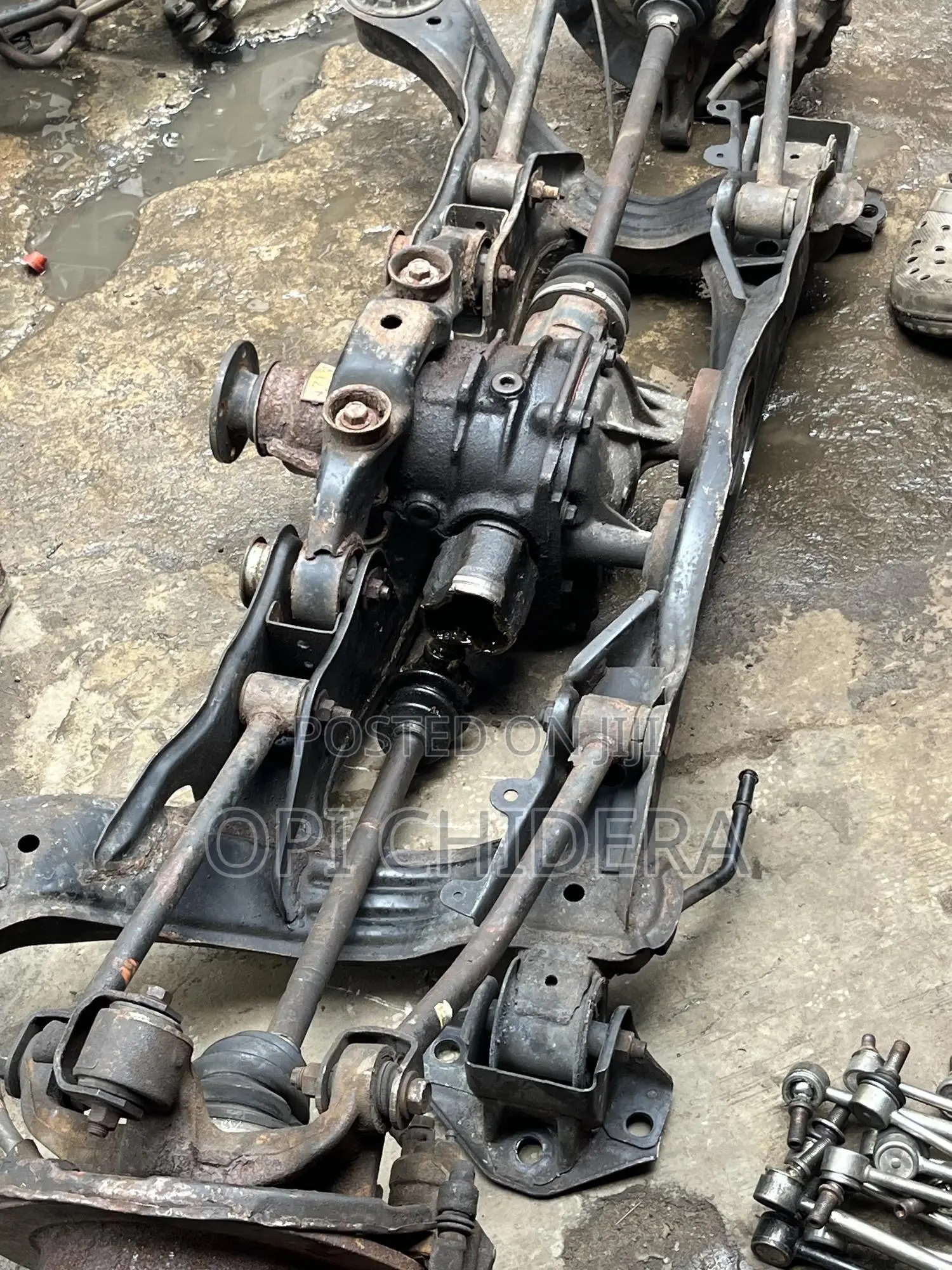 Toyota Highlander 2005 Back Beam – Price for Empty Beam