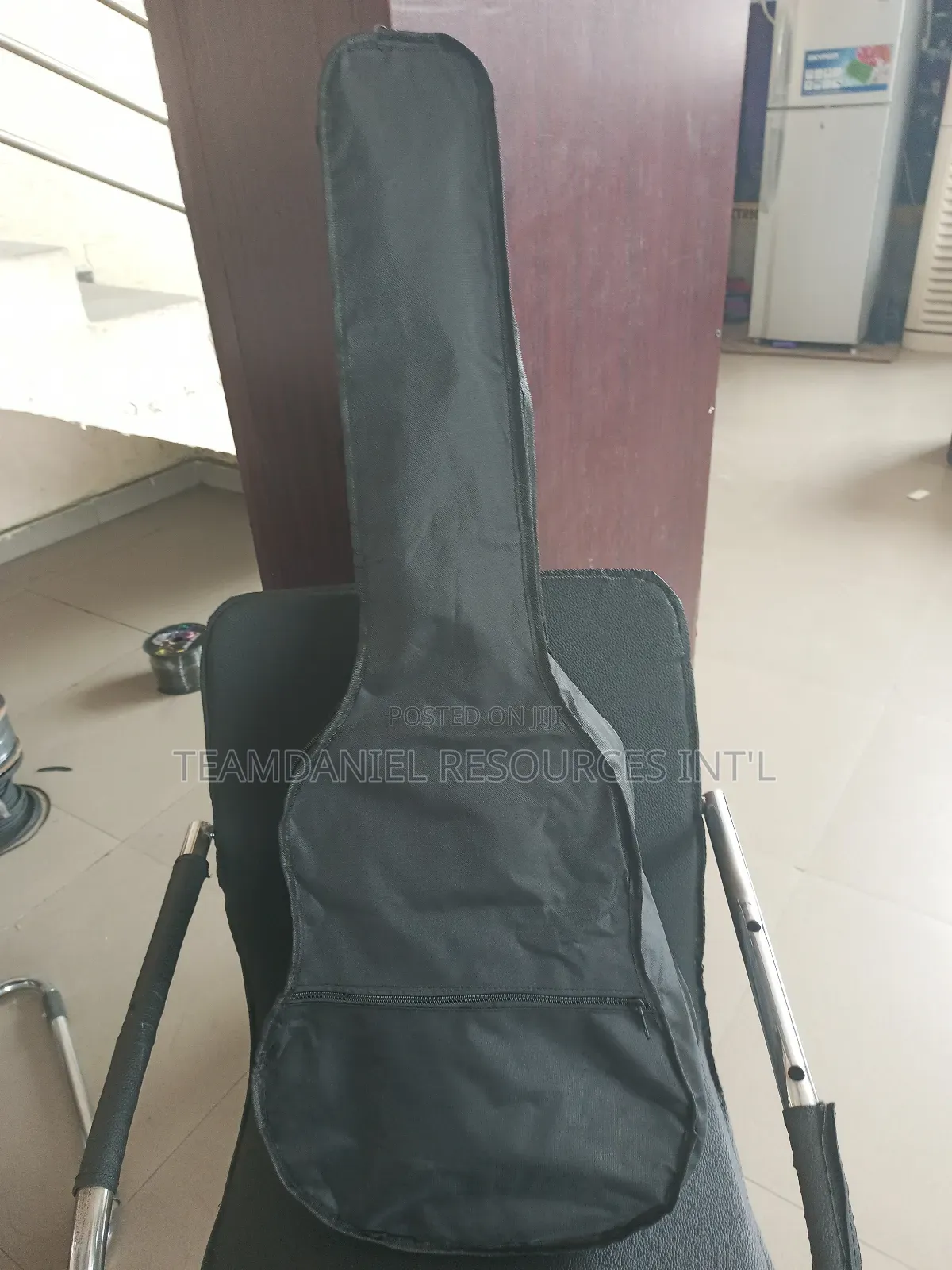 Acoustic Guitar Brown/White