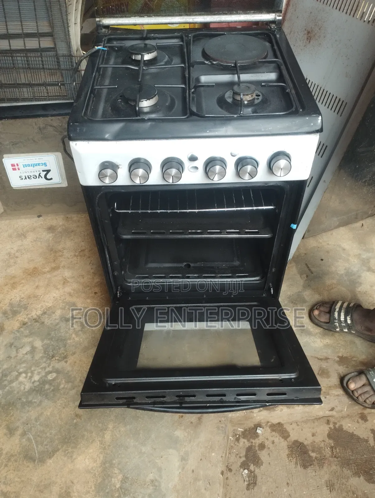 Three Burners Gas Cooker With Hotplate