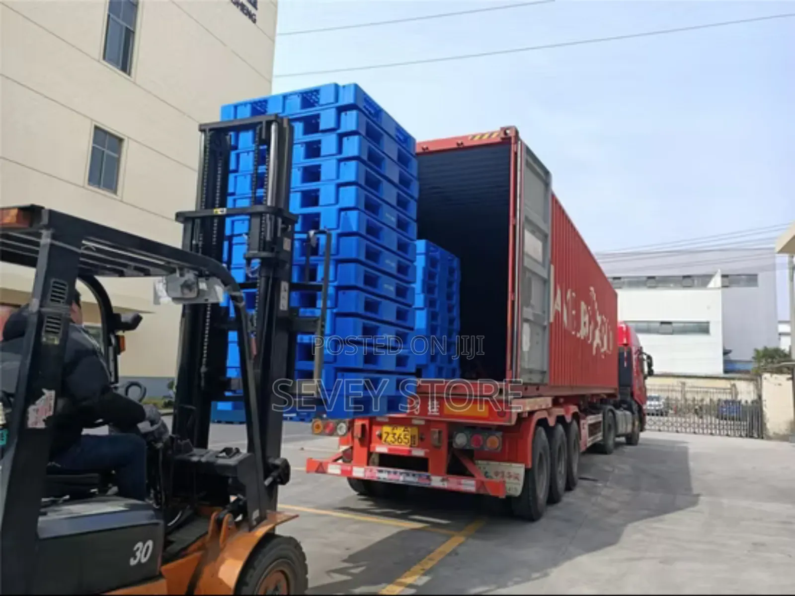 Safety Pallets for Wearhouse