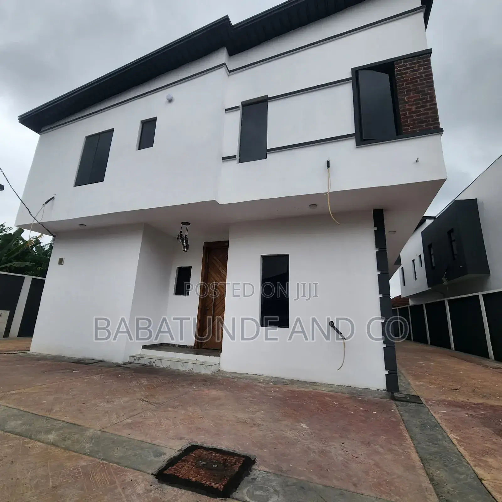 Furnished 4bdrm Duplex in Ikolaba Estate, for sale