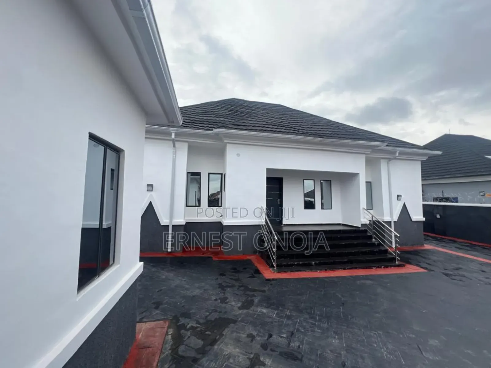 3bdrm Bungalow in Efab Verizon, Gwarinpa for sale