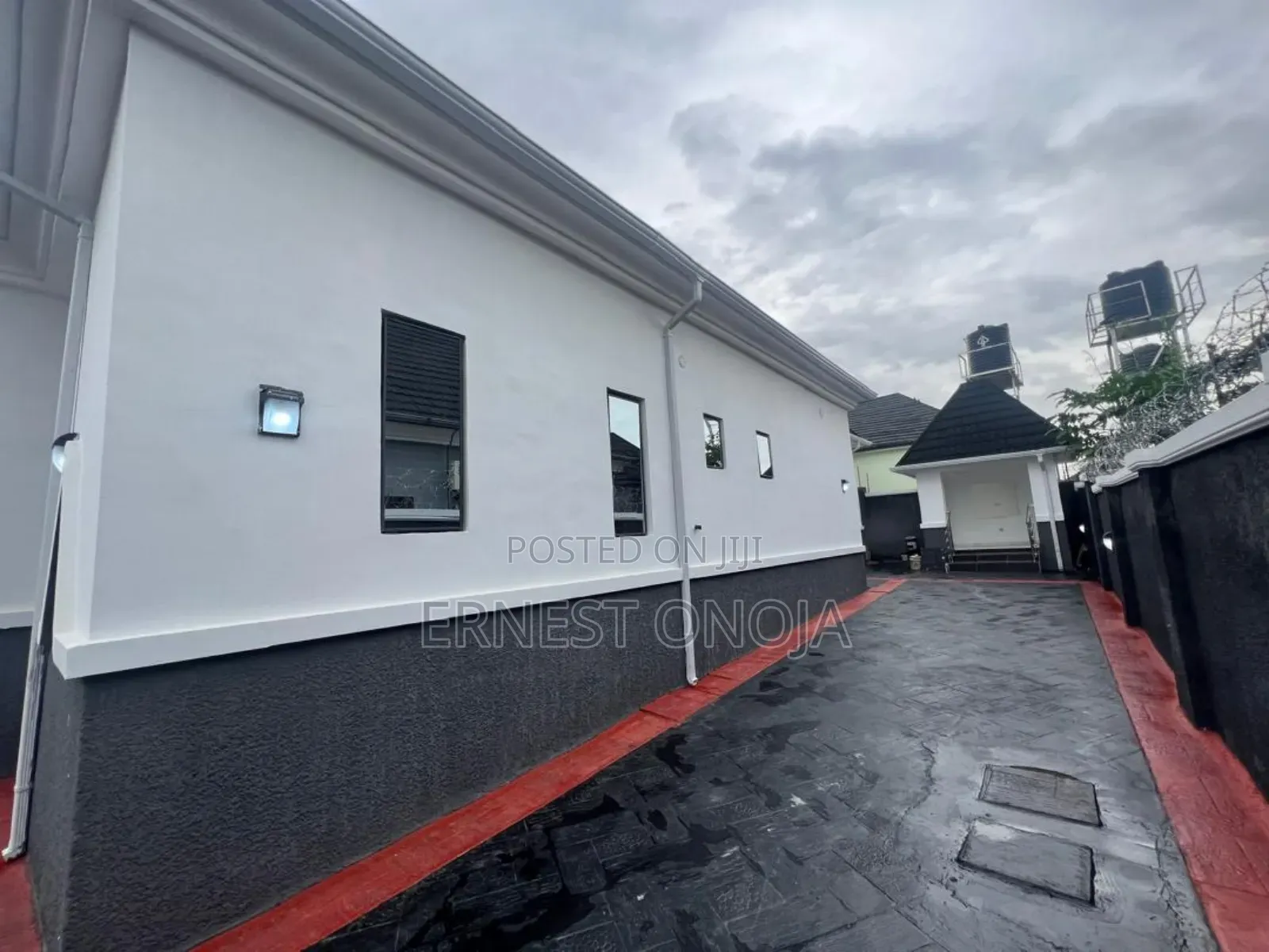 3bdrm Bungalow in Efab Verizon, Gwarinpa for sale