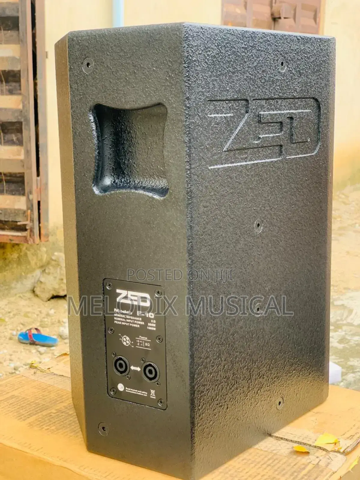 Zed F-10 15" 2-Ways Passive Loudspeaker