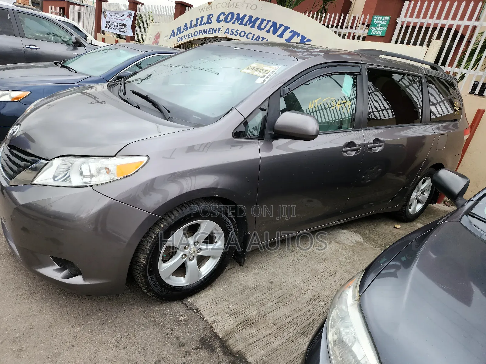 Toyota Sienna LE 8 Passenger 2012 Gray