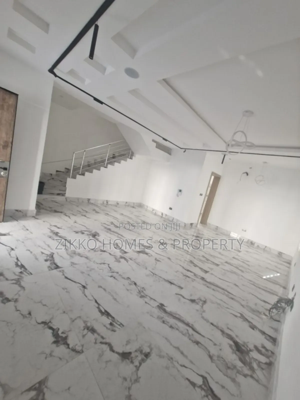 4bdrm Townhouse/Terrace In Lekki For Sale