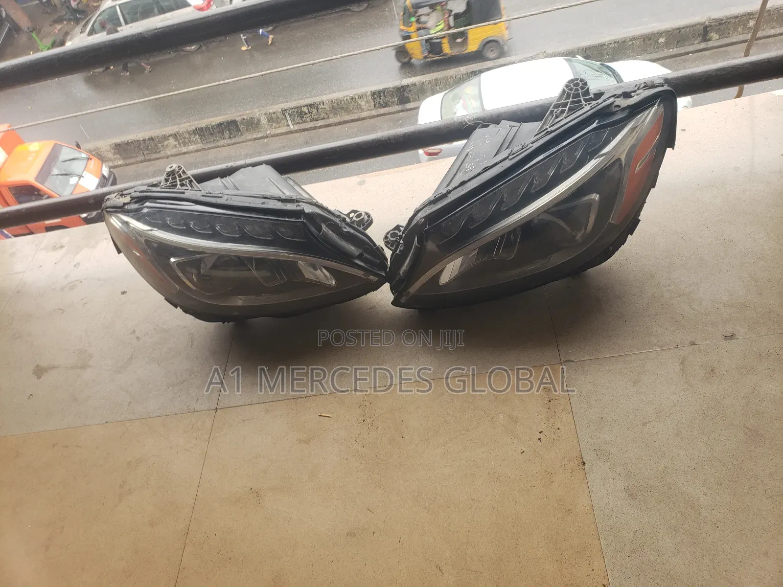 Mercedes-Benz C300 W205 Single Charger Headlights