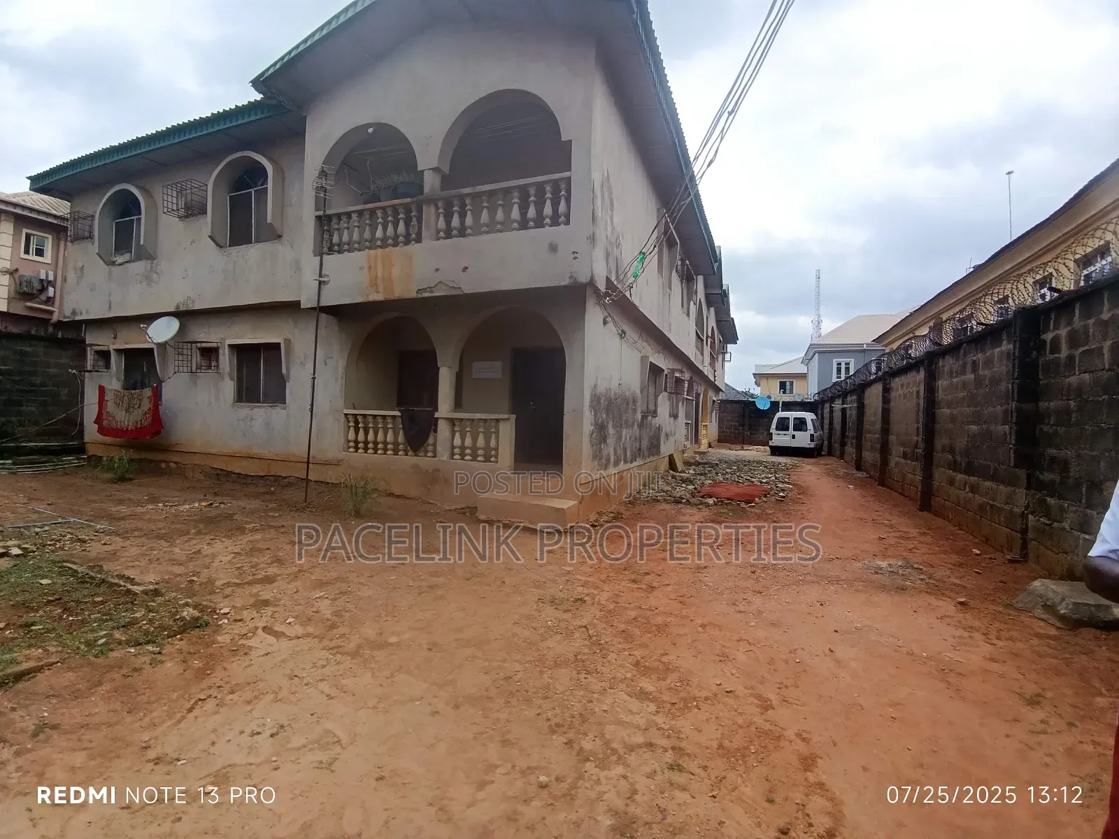 15bdrm Block of Flats in Alimosho for sale