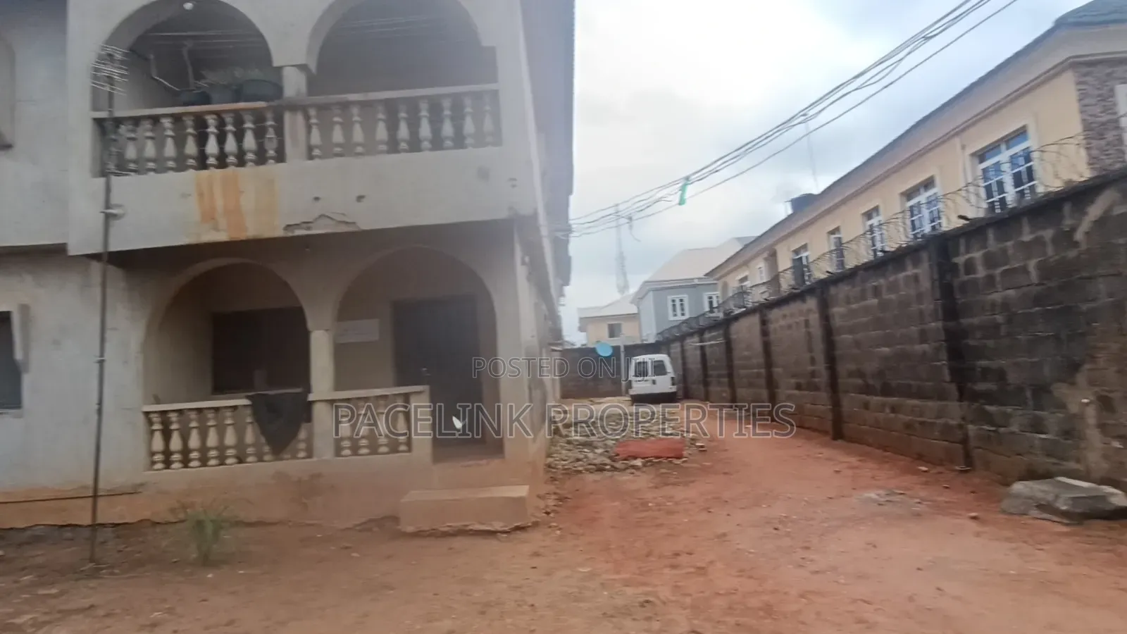 15bdrm Block of Flats in Alimosho for sale