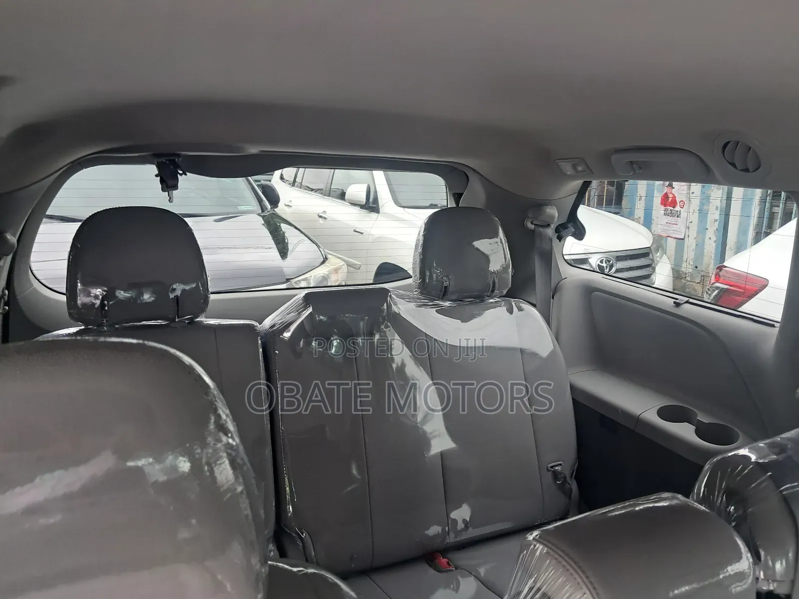 Toyota Sienna XLE 8 Passenger (3.5L 6cyl 6A) 2016 Black