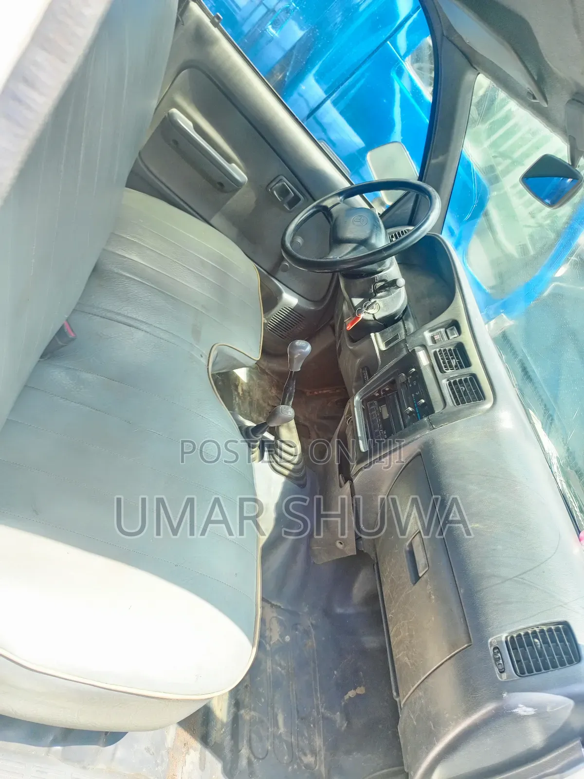 Toyota Hilux 1998 White