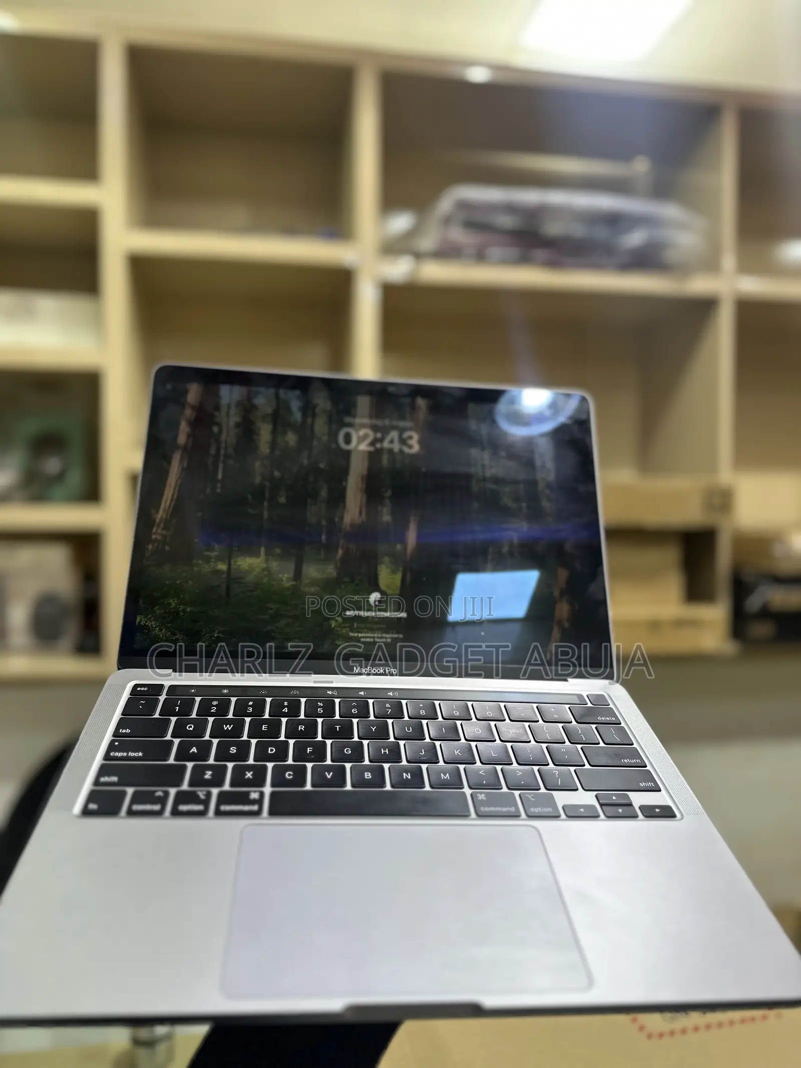 Laptop Apple MacBook Pro 2020 32GB Intel Core i7 SSD 512GB