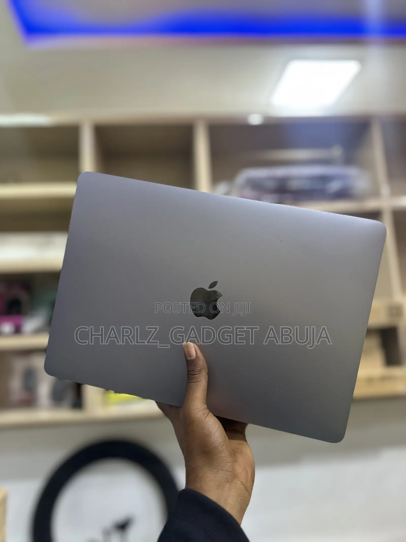 Laptop Apple MacBook Pro 2020 32GB Intel Core i7 SSD 512GB