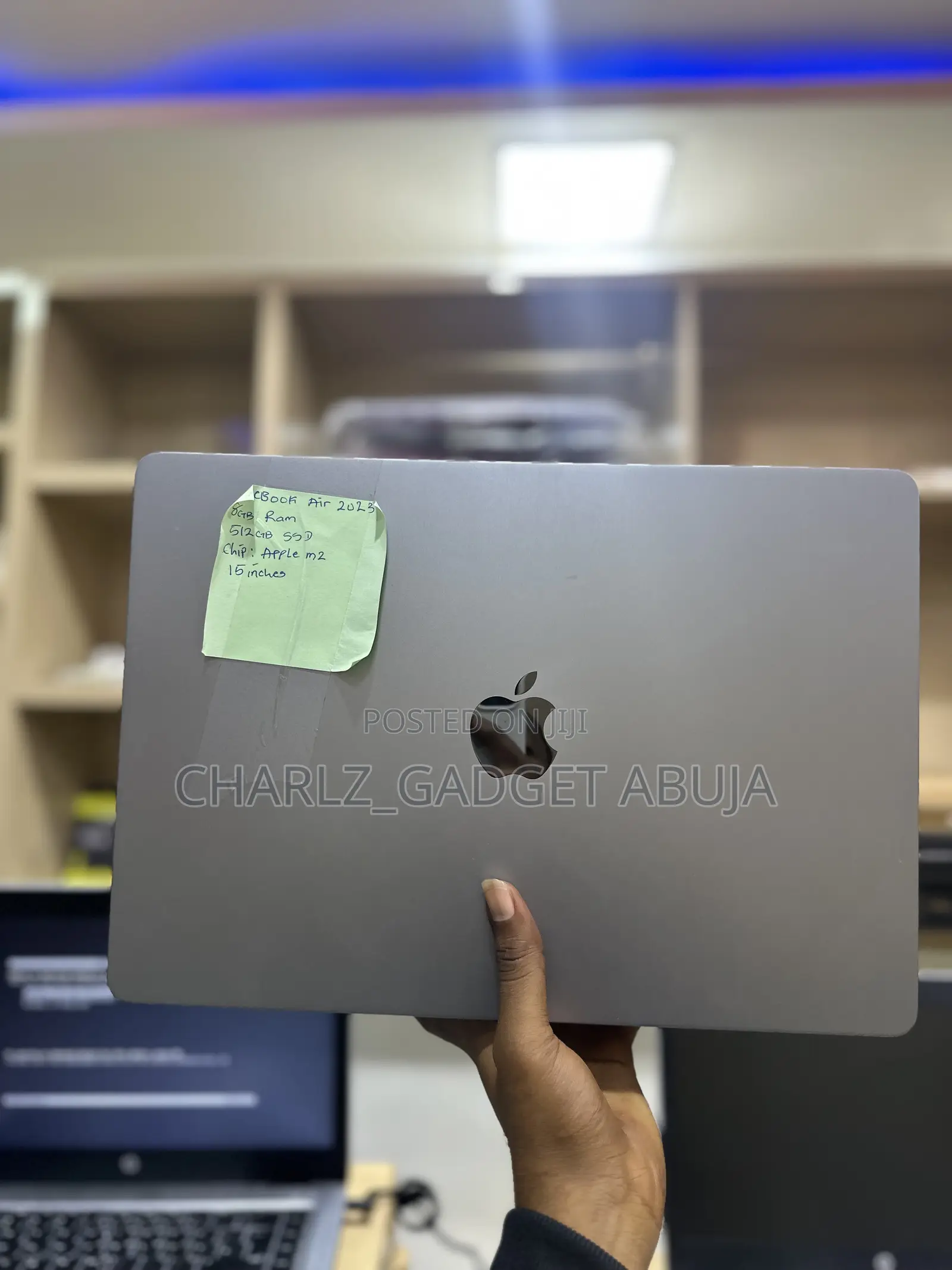 Laptop Apple MacBook Air 2023 M2 8GB Apple M2 SSD 512GB
