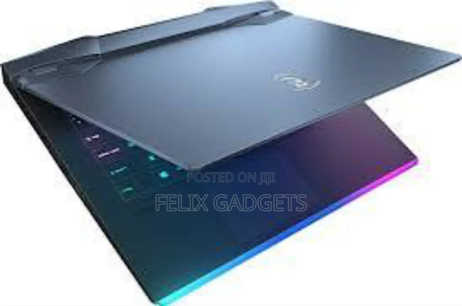 New Laptop MSI Raider GE76 12UGS 32GB Intel Core i9 SSD 1T