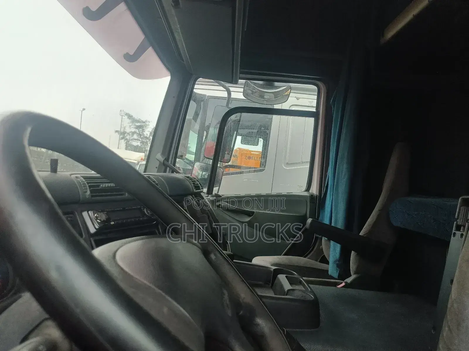 Daf 85 Cf Trailer Truck 2002 White