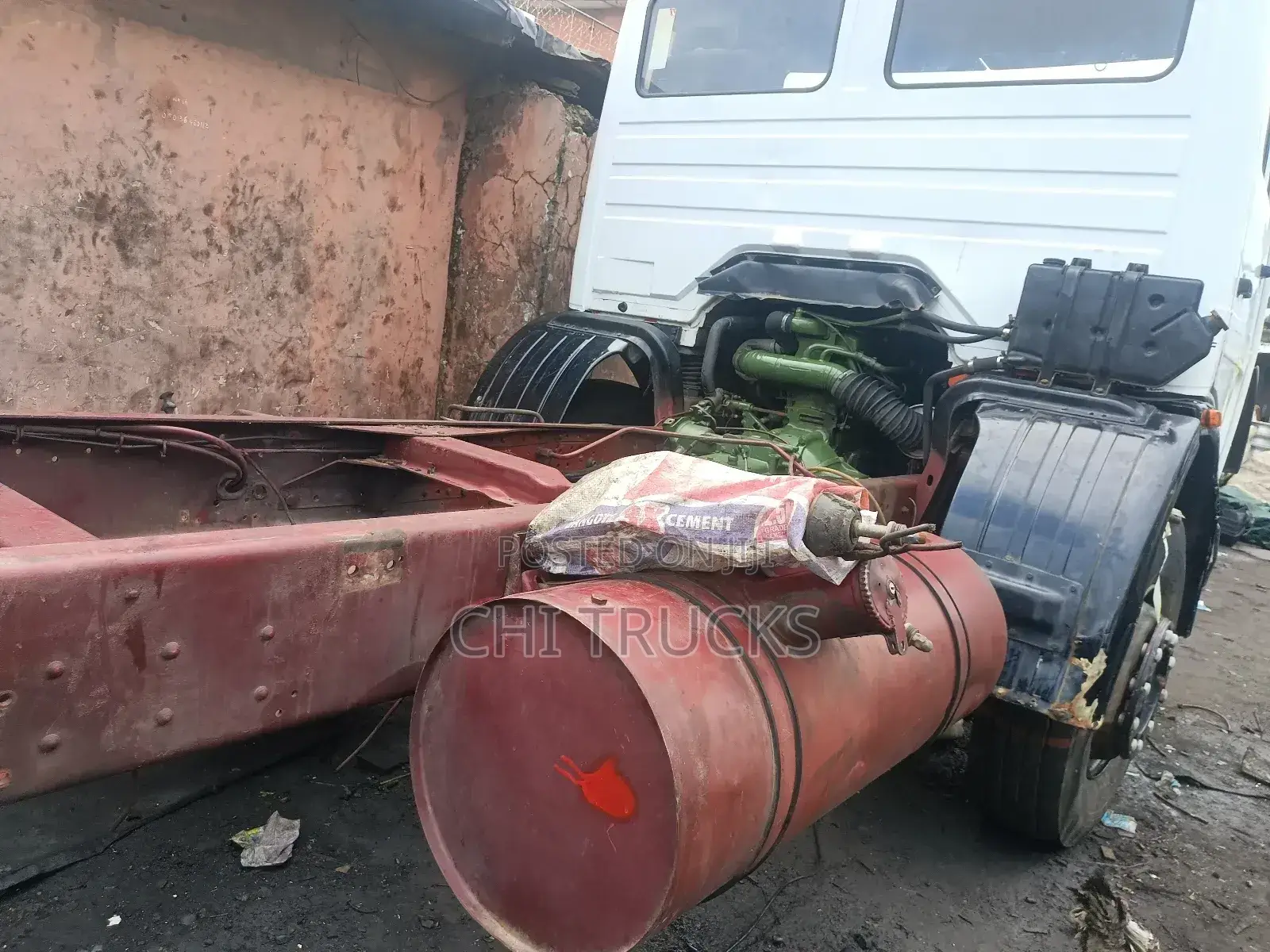 Mercedes Benz 1217 Cap and Chassis Truck 10bolt