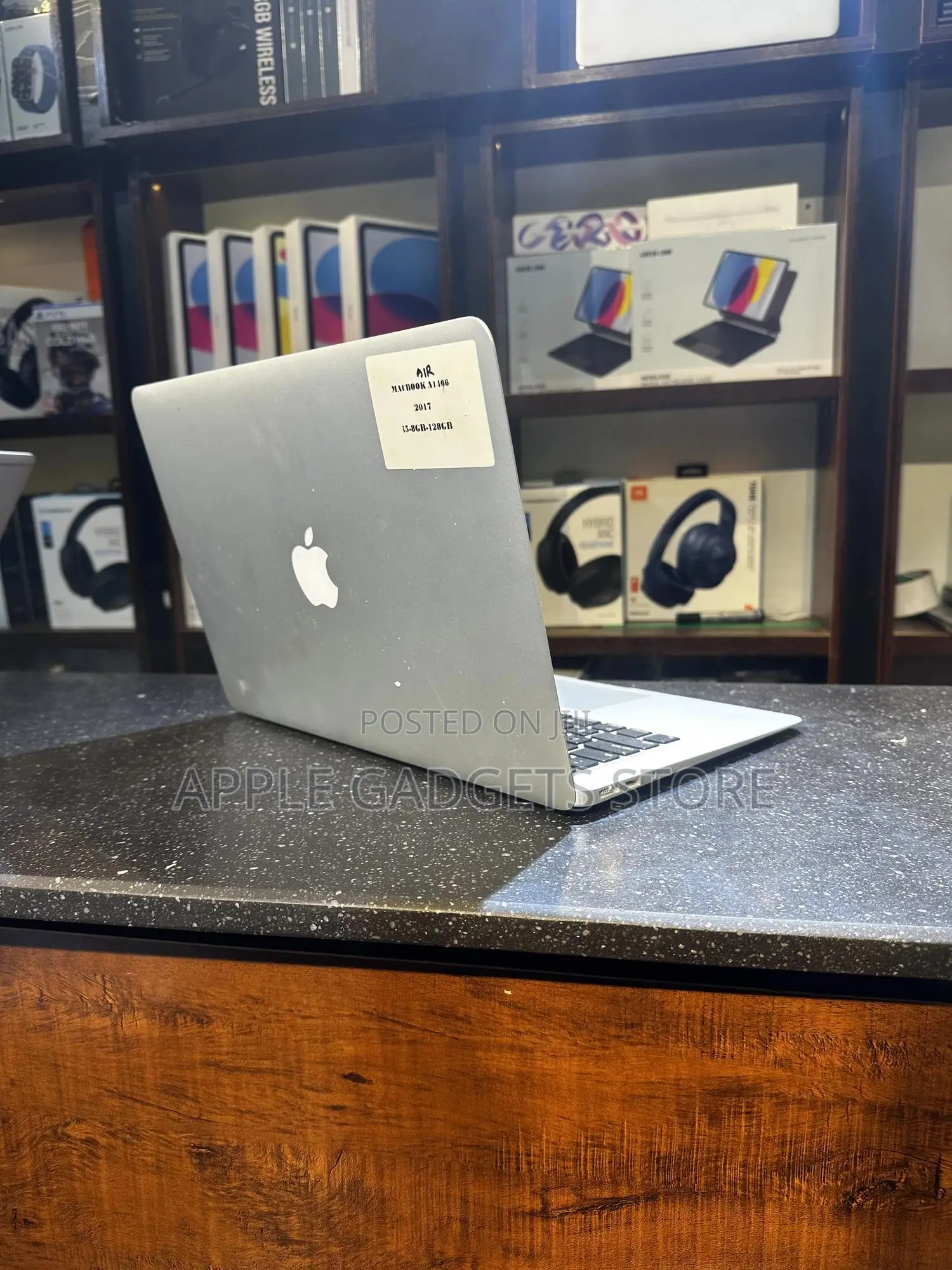 Laptop Apple MacBook Air 2017 8GB Intel Core I5 SSD 128GB