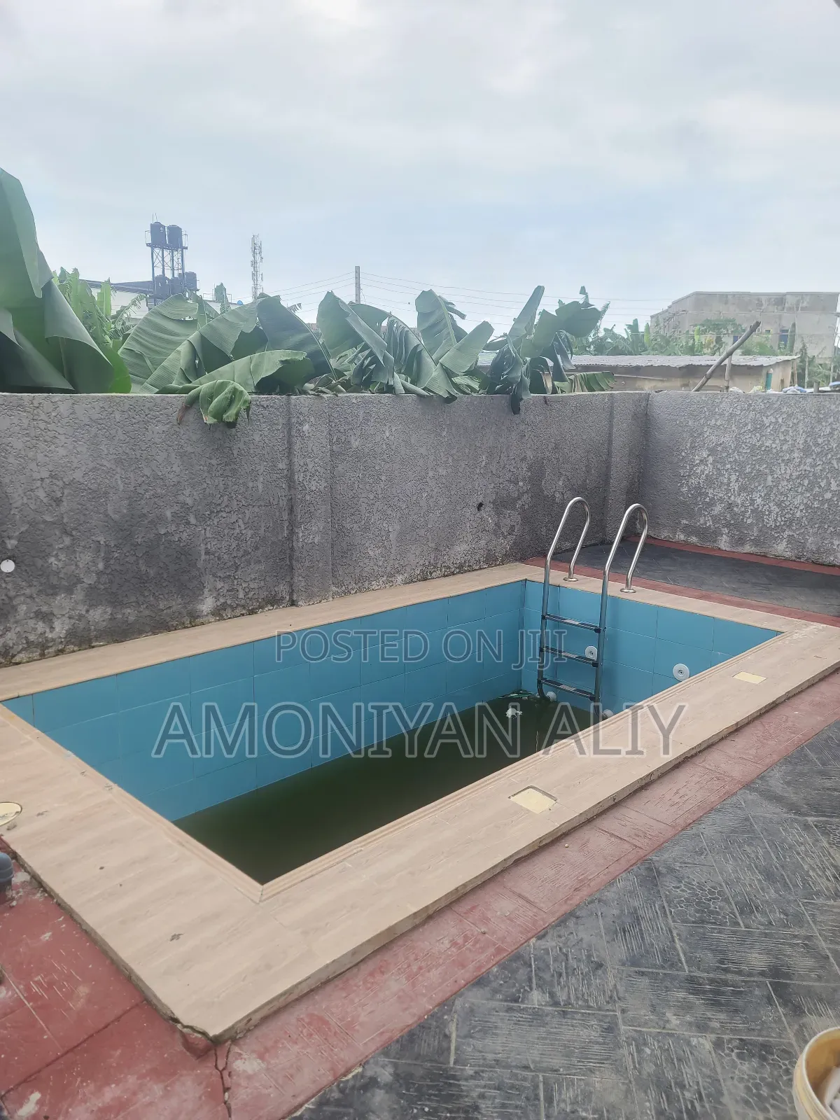 4bdrm Duplex in Sunshine Gardes for sale