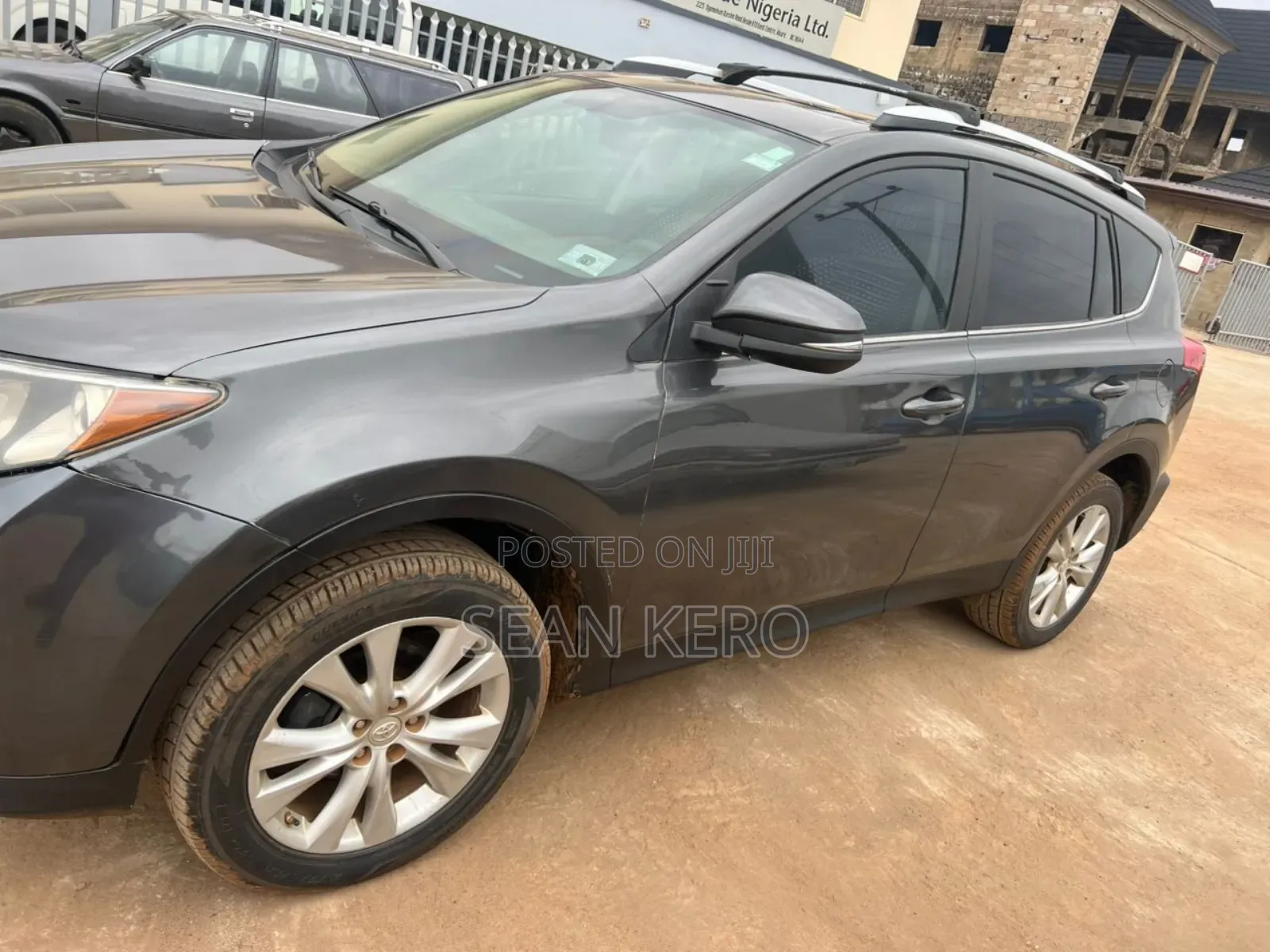Toyota RAV4 Limited 4dr SUV (2.5L 4cyl 6A) 2015 Gray