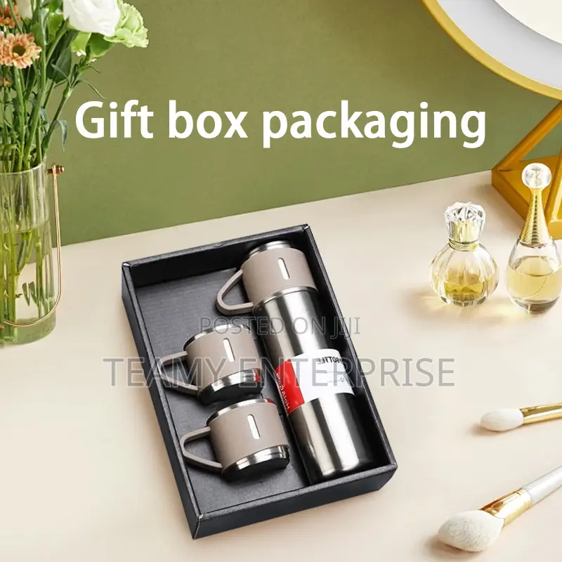 Vacuum Flask Gift Set With Two Cups - Hot and Cold Water