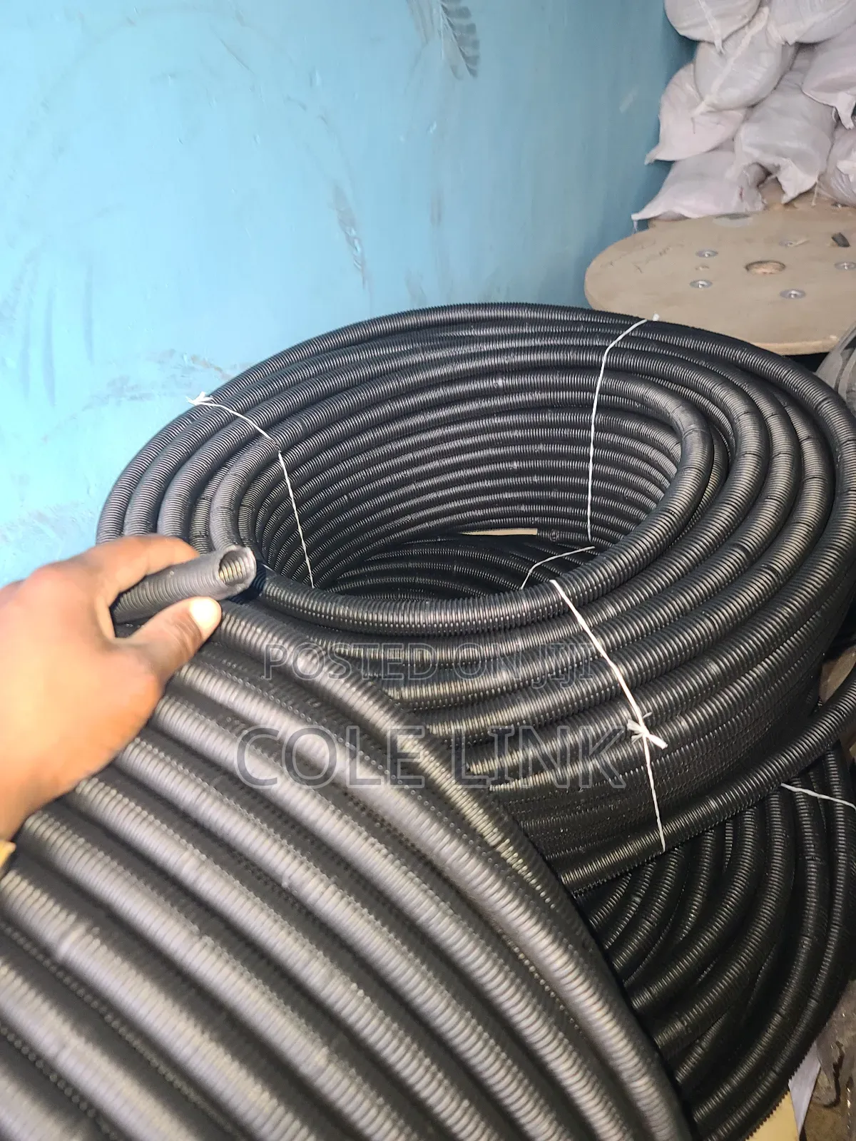 25mm Flexible Pipe / Hose