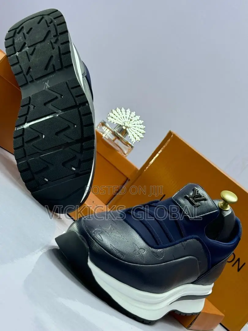 Unisex Glossy Loius Vuitton Sneakers