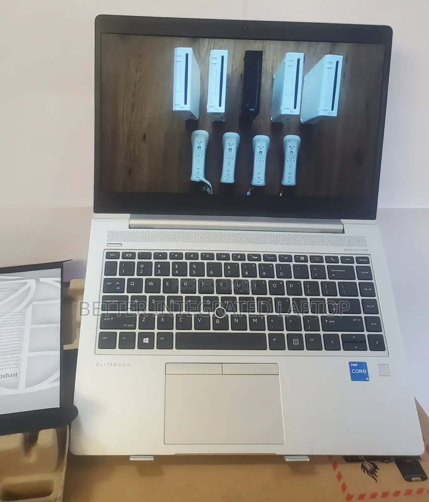 New Laptop HP EliteBook 820 8GB Intel Core i5 SSD 1T