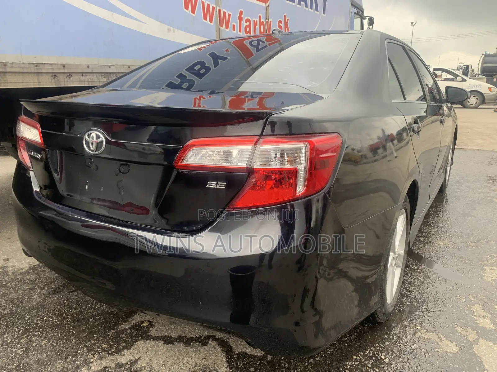 Toyota Camry SE 4dr Sedan (2.5L 4cyl 6A) 2012 Gray