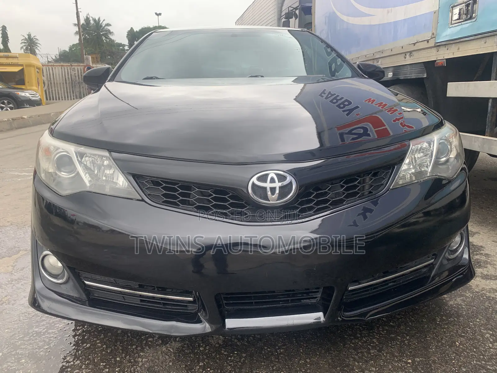 Toyota Camry SE 4dr Sedan (2.5L 4cyl 6A) 2012 Gray