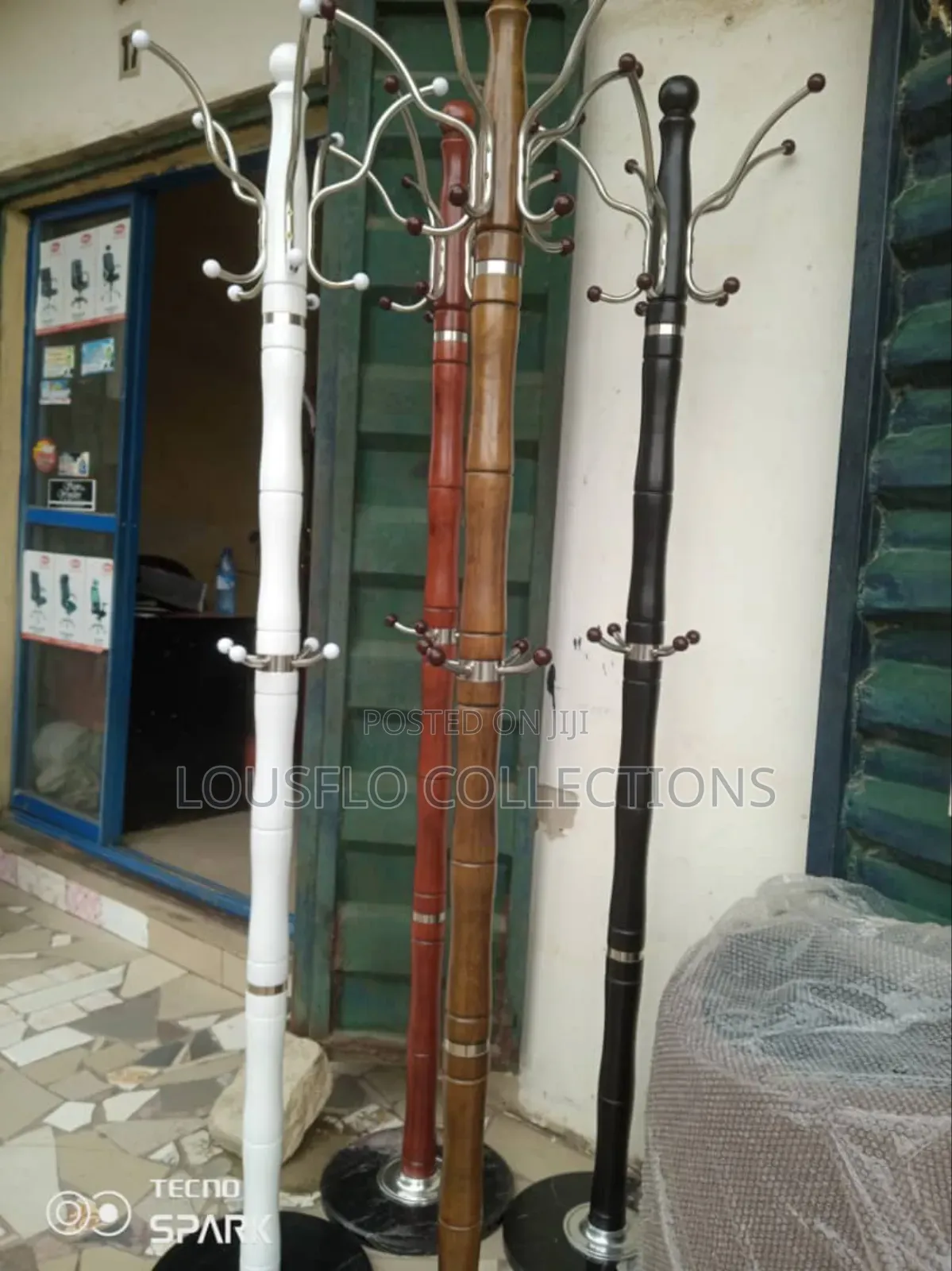 Your Quality Wooden Suite Angers With Marble Base