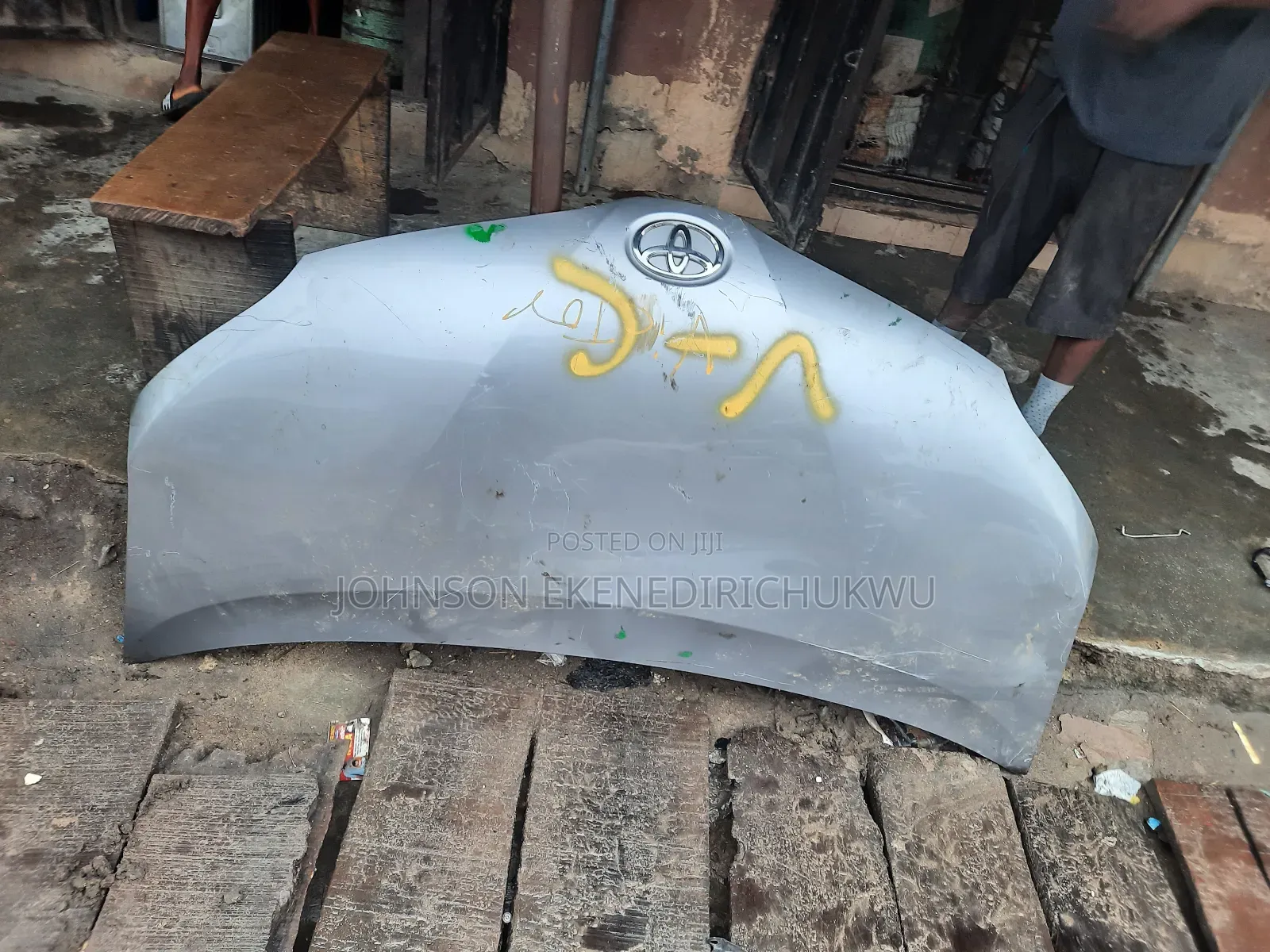 Toyota Sienna Bonnet 2015